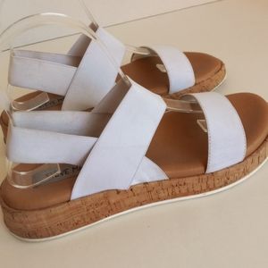 Steve Madden cork white strip sandals size 7.5 - 8